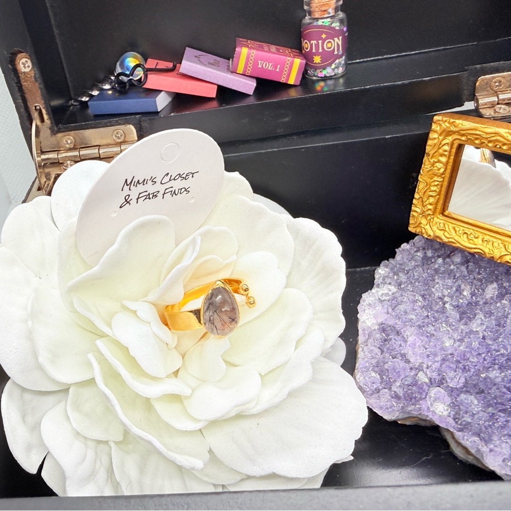 Gold Statement Ring with Stone